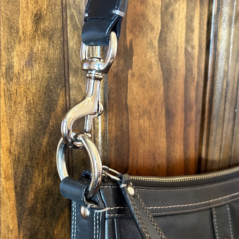 Coach Black Crossbody Bag - Picture 4 of 11